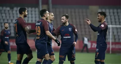 Medipol Başakşehir Deplasmanda Kahramanmaraşspor'u 3-1 Yendi