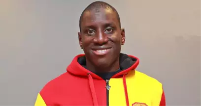 Göztepe, Demba Ba Transferini Resmen Açıkladı