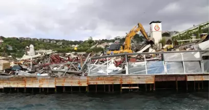 Galatasaray Taraftarı Olanı da Olmayanı da Üzen Manzara: Çöp Ada