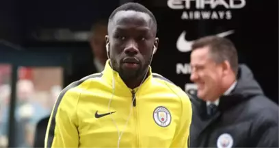 Fransız Futbolcu Bacary Sagna: Önceliğim Türkiye Yerine İngiltere'de Kalmaktı