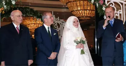 Cumhurbaşkanı Erdoğan AK Partili Milletvekilinin Nikah Şahidi Oldu