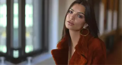 Evlilik de Durduramadı! Ünlü Model Emily Ratajkowski, Soyundukça Soyunuyor