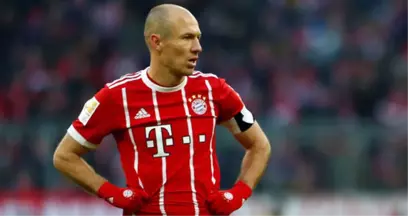 Bayern Münih, Hollandalı Futbolcu Arjen Robben'in Sözleşmesini 1 Yıl Uzattı