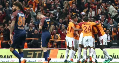 Galatasaray, Evinde Konuk Ettiği Medipol Başakşehir'i 2-0 Yendi