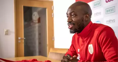 Galatasaray, Cavanda'yı Belçika Ekibi Standard Liege'e Satıyor