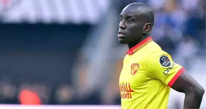 Demba Ba, Eski Kulübü Shanghai Shenhua'ya Geri Döndü