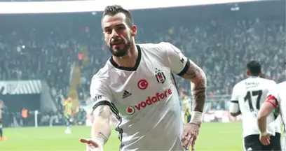 Beşiktaş'ın İspanyol Golcüsü Alvaro Negredo Eşyalarını Topladı, Gidiyor!