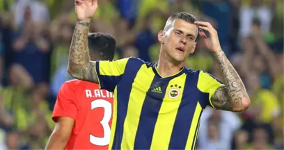 Fenerbahçe Sahasında Benfica ile 1-1 Berabere Kalarak Şampiyonlar Ligine Veda Etti