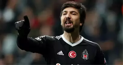 Beşiktaşlı Tolga Zengin'den Genç Kalecilere Destek