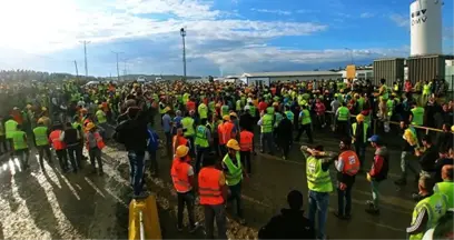 Üçüncü Havalimanı İnşaatında Çalışan İşçiler Eylem Yapıp İş Bıraktı