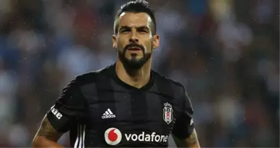 Beşiktaşlı Negredo, Al Nasr'a Transfer Oldu