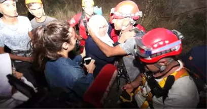 Aydın'da Doğa Gezintisine Çıkan 4 Kişi Kayalık Alanda Mahsur Kaldı