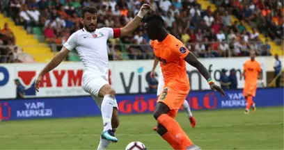 Alanyaspor, Akhisarspor'u 2-1 Yendi ve Galibiyet Serisini 4 Maça Çıkardı