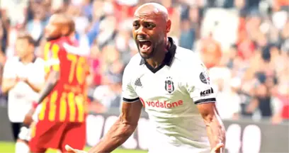 Beşiktaş'ta Gözden Çıkarılan Vagner Love, Krizi Fırsata Çevirdi