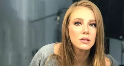 Oyuncu Elçin Sangu'nun Yıllar Önceki Çerkes Dansı Yaptığı Görüntüler Ortaya Çıktı