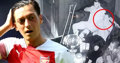 Mesut Özil'in de Aralarında Bulunduğu Arsenal Futbolcuları, Uyuşturucu Kullanırken Görüntülendi