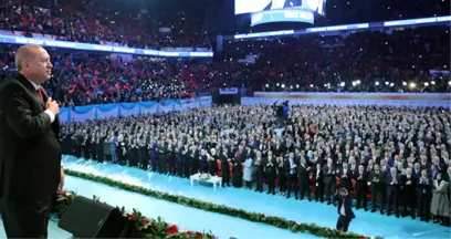 Cumhurbaşkanı Erdoğan, AK Parti'nin İstanbul İlçe Adaylarını Açıkladı!