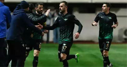 Akhisarspor, Sokol Cikalleshi ve Zeki Yavru'yu Transfer Etti