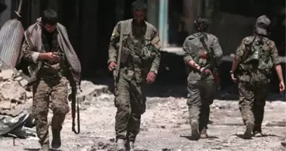 Rakka Halkı, Terör Örgütü YPG/PKK'ya 24 Saat Süre Verdi