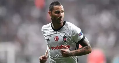 Beşiktaş'ın Portekizli Yıldızı Ricardo Quaresma'nın Yeni Adresini Canlı Yayında Açıkladı