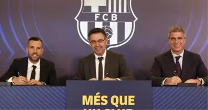 Barcelona, Alba'nın Sözleşmesini Uzattı