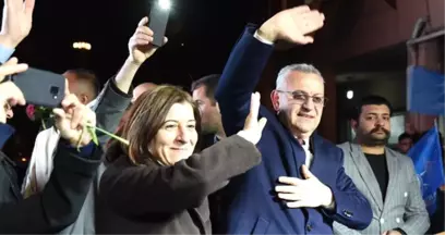 Keşan'da AK Parti ve CHP Aynı Zamanda Zafer Yürüyüşü Yaptı, Kazananı 12 Oy Belirledi