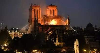 Notre Dame Katedrali'nde Çıkan Yangının Nedeni Belli Oldu