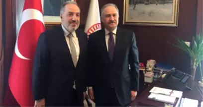 AK Parti'li Mustafa Yeneroğlu'ndan Saldırıya Uğrayan CHP'li Levent Gök'e Geçmiş Olsun Ziyareti