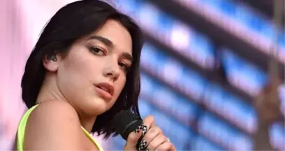 Dua Lipa, cesur paylaşımıyla yine olay yaratmayı başardı!