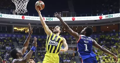 Fenerbahçe Beko, Anadolu Efes'i 82-73 mağlup etti