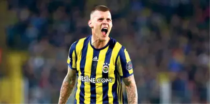 Fenerbahçe'nin Slovak Oyuncusu Martin Skrtel, 12 Gün Sahalardan Uzak Kalacak