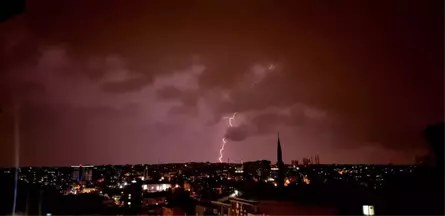 Beklenen Yağış Geldi: Hava Trafiği Aksadı