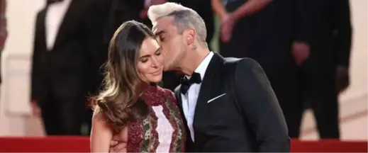 Robbie Williams, 3'üncü Çocuklarını Dünyaya Getiren Eşi Ayda İçin Topkapı Sarayı'nı Evine Getirdi