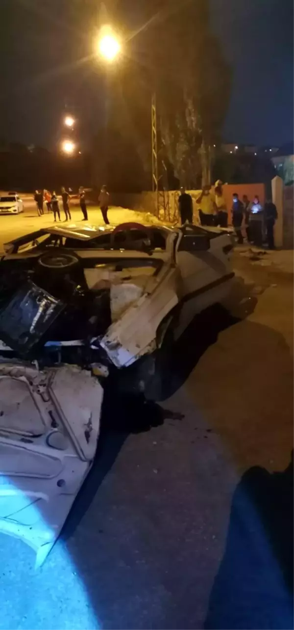 Van'da otomobil 8 metre yükseklikteki köprüden uçtu: 1 ölü, 2 yaralı