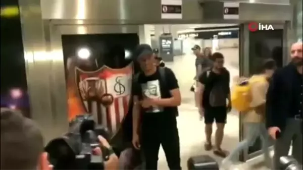 Fernando, imzayı atmak için Sevilla'da