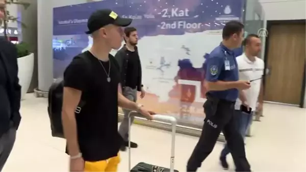 Emre Mor, İstanbul'da