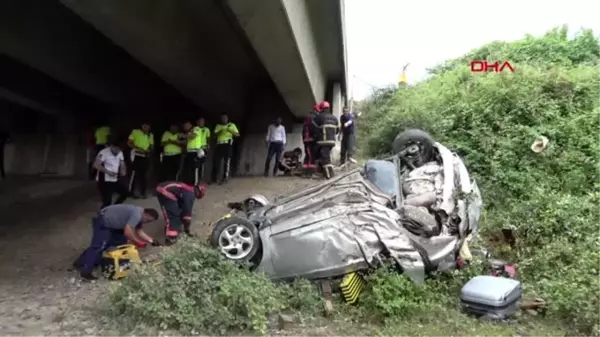 DÜZCE YOLDAN ÇIKAN OTOMOBİL UÇTU 3 YARALI