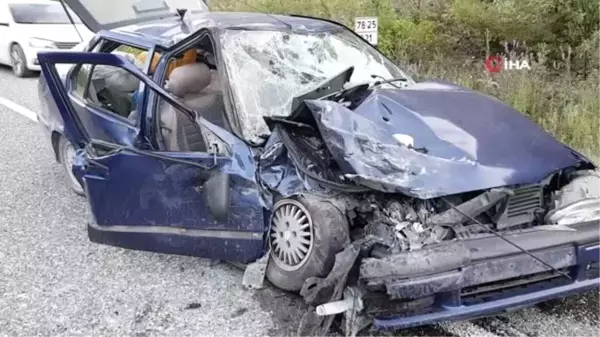 Karabük'te iki araç kafa kafaya çarpıştı: 1 ölü 2 yaralı