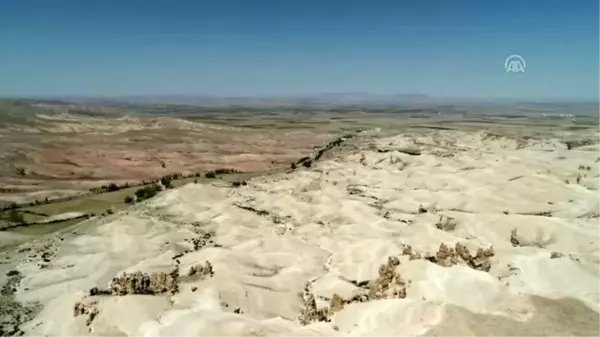 Kuşça Peribacaları turizme kazandırılmayı bekliyor