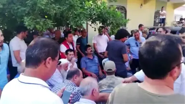 Şehit Piyade Uzman Çavuş Üzeyir Arslan'ın baba evinde yas