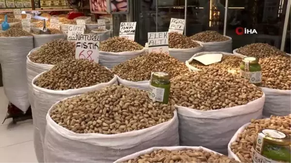 Fıstık fiyatları arttı, baklava fiyatları değişmedi