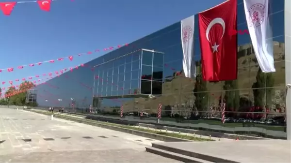 Van'da yeni müze törenle açıldı