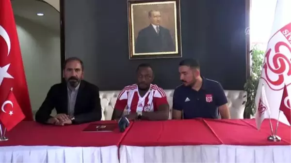 Sivasspor, Traore'yi transfer etti