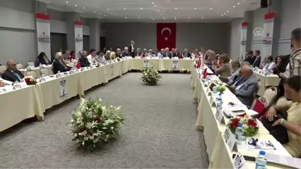 Uluslararası İnsan Hakları Akademisi Yaz Çalıştayı