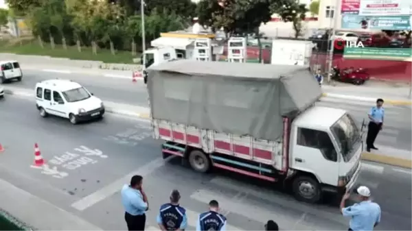 İstanbul'da zabıta ekiplerinden okul önlerinde denetim havadan görüntülendi