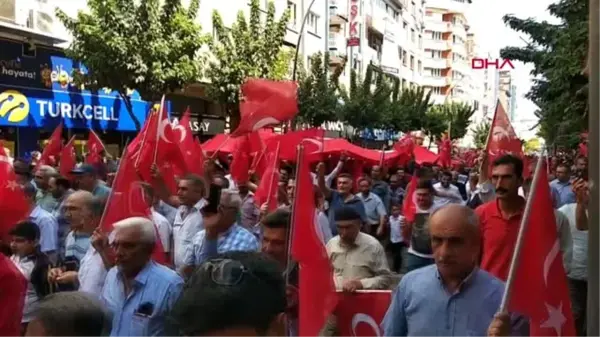 Elazığ'da 'teröre lanet, kardeşliğe destek' yürüyüşü