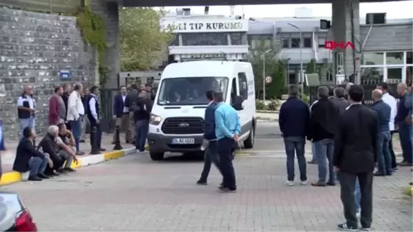 Arnavutköy'de öldürülen 4 kişinin cenazeleri adli tıp'tan alındı