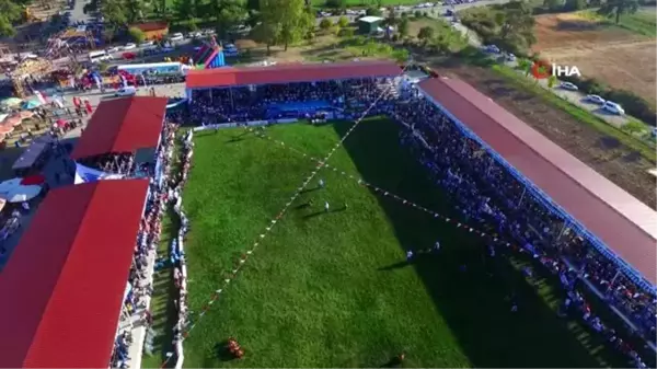 Manisa'nın başpehlivanı Nedim Gürel oldu