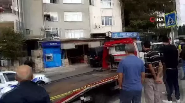 Maltepe'de kahvehaneye silahlı saldırı: 3 yaralı