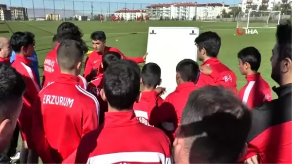 UEFA A Lisans Kursu'nun ilk etabı Erzurum'da başladı